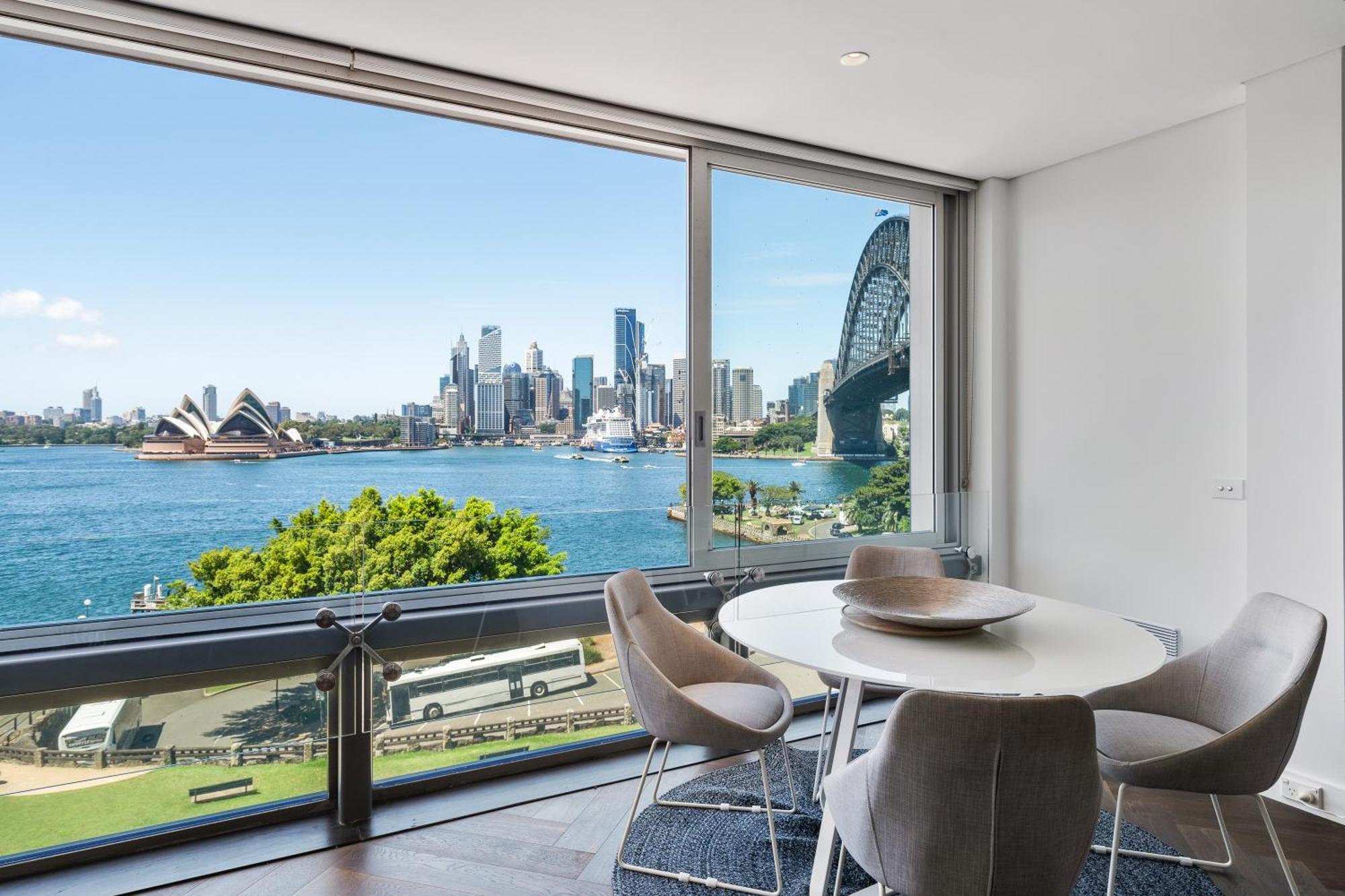 Apartment Harbourview Ii Unmatched Views Harbour Bridge
